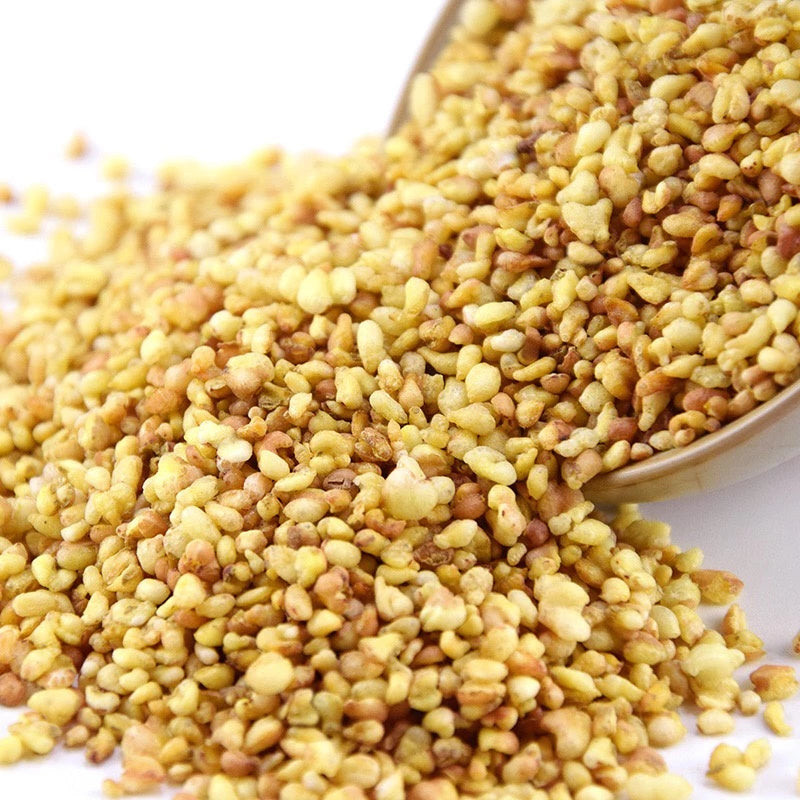 Golden buckwheat tea helps lower cholesterol, detoxifies, supplements fiber, and prevents cancer.