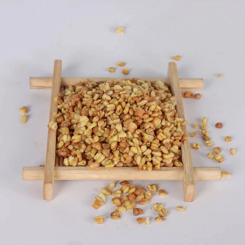 Golden buckwheat tea helps lower cholesterol, detoxifies, supplements fiber, and prevents cancer.