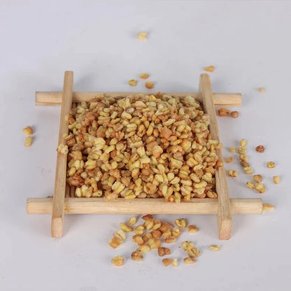 Golden buckwheat tea helps lower cholesterol, detoxifies, supplements fiber, and prevents cancer.
