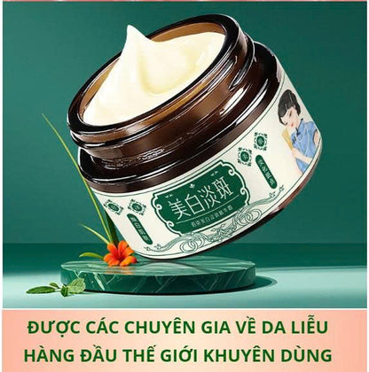 Esscream - Herbal solution for skin whitening, fading freckles, and removing melasma